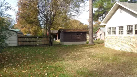 1221 Rankin, Ashdown, AR 71822 photo 6