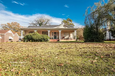 1009 Pershing Hwy, Smackover, AR 71762 photo 1