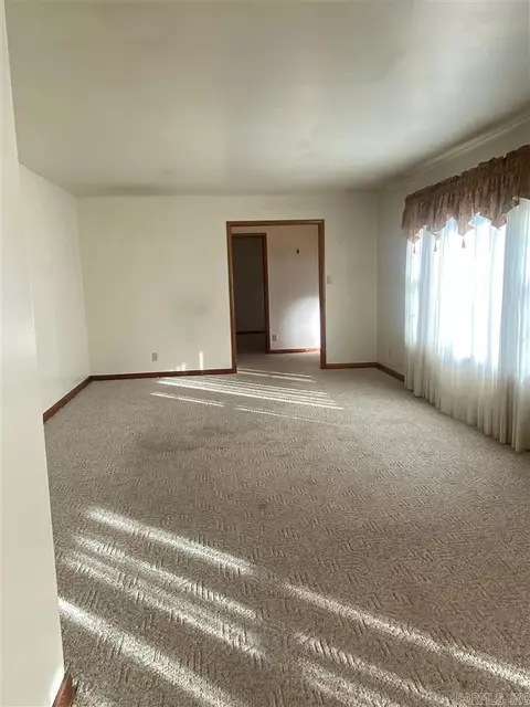611 E Wood St, Paris, AR 72855 photo 8