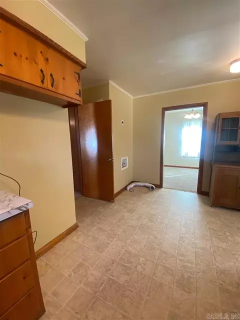 611 E Wood St, Paris, AR 72855 photo 5