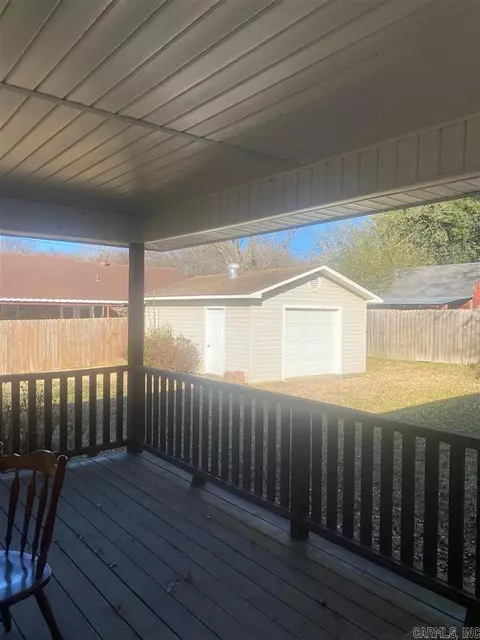 611 E Wood St, Paris, AR 72855 photo 22