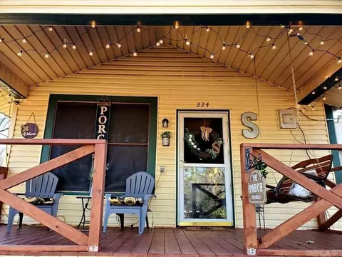 224 E Chert, Stephens, AR 71764 photo 2