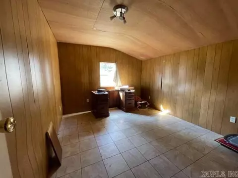 224 E Chert, Stephens, AR 71764 photo 18