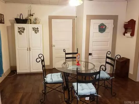 224 E Chert, Stephens, AR 71764 photo 9