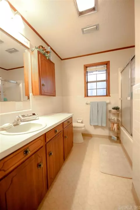 205 E Crotty Rd, Norphlet, AR 71759 photo 12