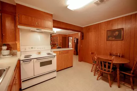 1823 Pigeon Hill Rd, Strong, AR 71765 photo 5