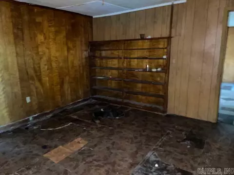 708 Spring St, El Dorado, AR 71730 photo 3