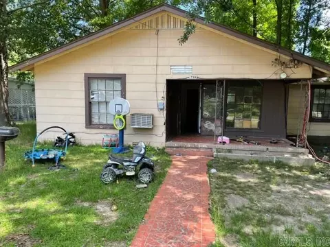 708 Spring St, El Dorado, AR 71730 photo 9