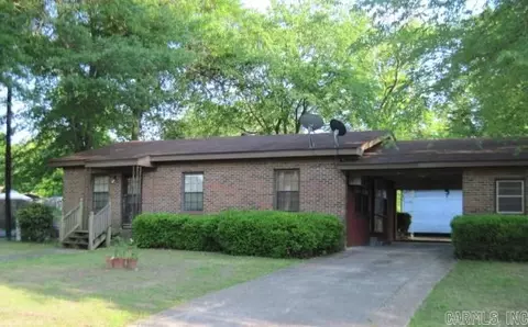 411 E 9th, Smackover, AR 71762 photo 1