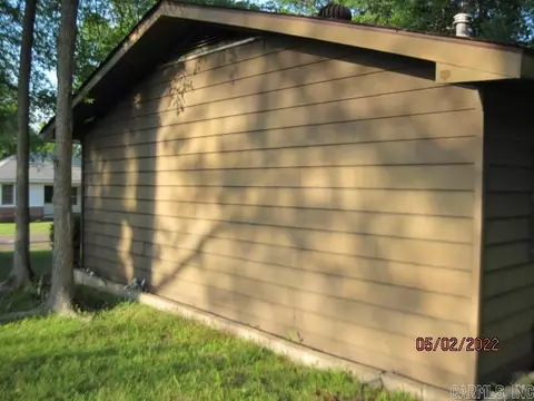 411 E 9th, Smackover, AR 71762 photo 3