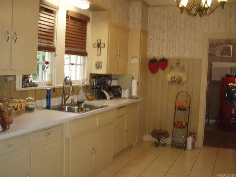 670 Willow, Ashdown, AR 71822 photo 4