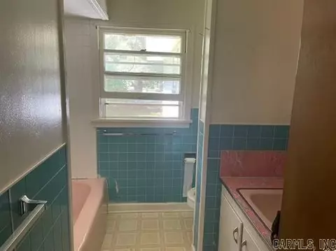 308 W Elm St, Warren, AR 71671 photo 10