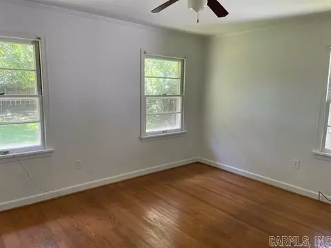 308 W Elm St, Warren, AR 71671 photo 8