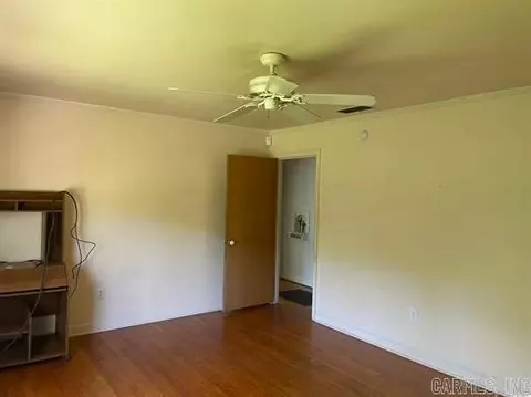 308 W Elm St, Warren, AR 71671 photo 3