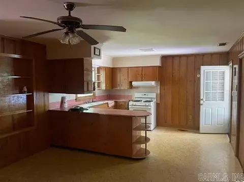 308 W Elm St, Warren, AR 71671 photo 2