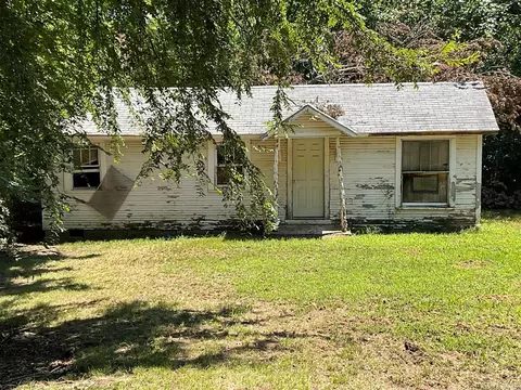 1821 S 5th, Paris, AR 72855 photo 4