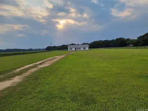 381 Grace Loop Rd, Dermott, AR 71638 photo 5