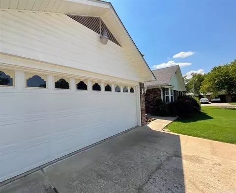 1201 N 4th St, Paris, AR 72855 photo 32