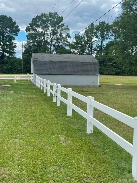 2528 N Constitution, Ashdown, AR 71822 photo 6