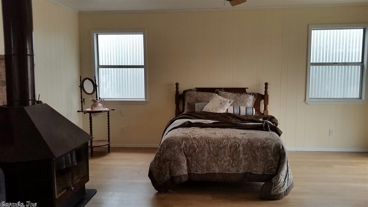 1001 Lakeside Dr, Mena, AR 71953 photo 11