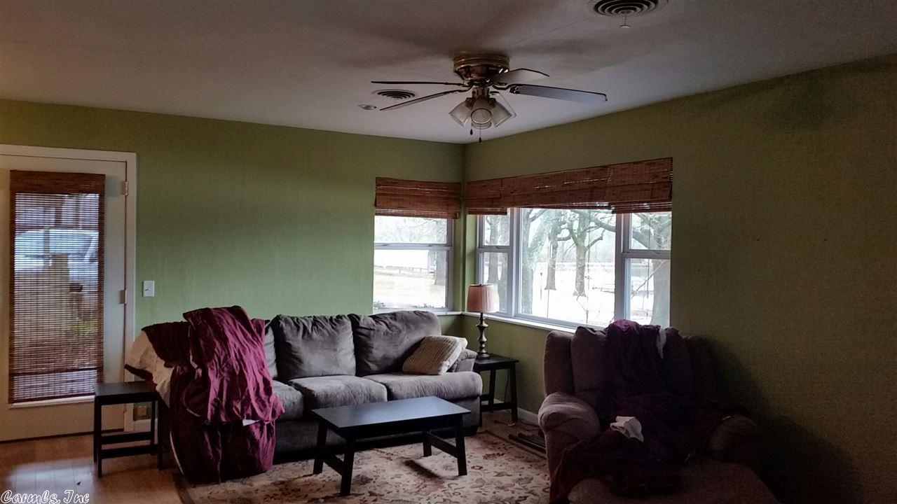 1001 Lakeside Dr, Mena, AR 71953 photo 4