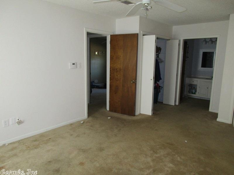 7811 S Pinewood Dr, Pine Bluff, AR 71603 photo 12
