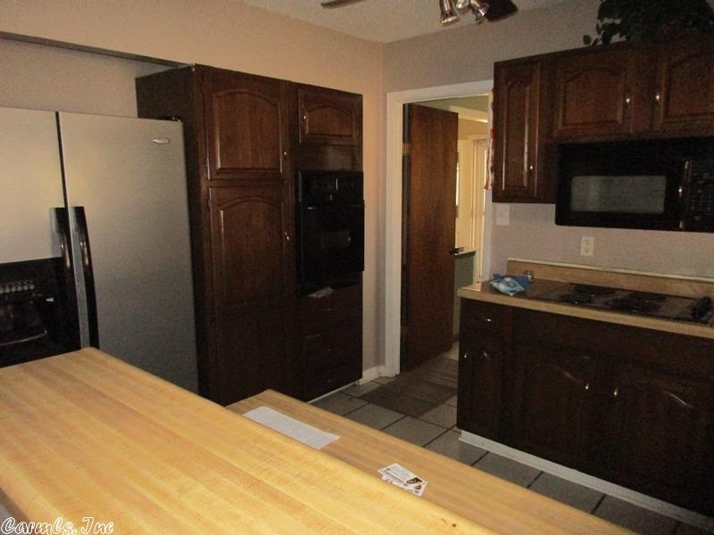 7811 S Pinewood Dr, Pine Bluff, AR 71603 photo 9