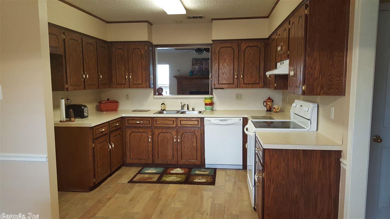 618 Regency Ct, Jacksonville, AR 72076 photo 9