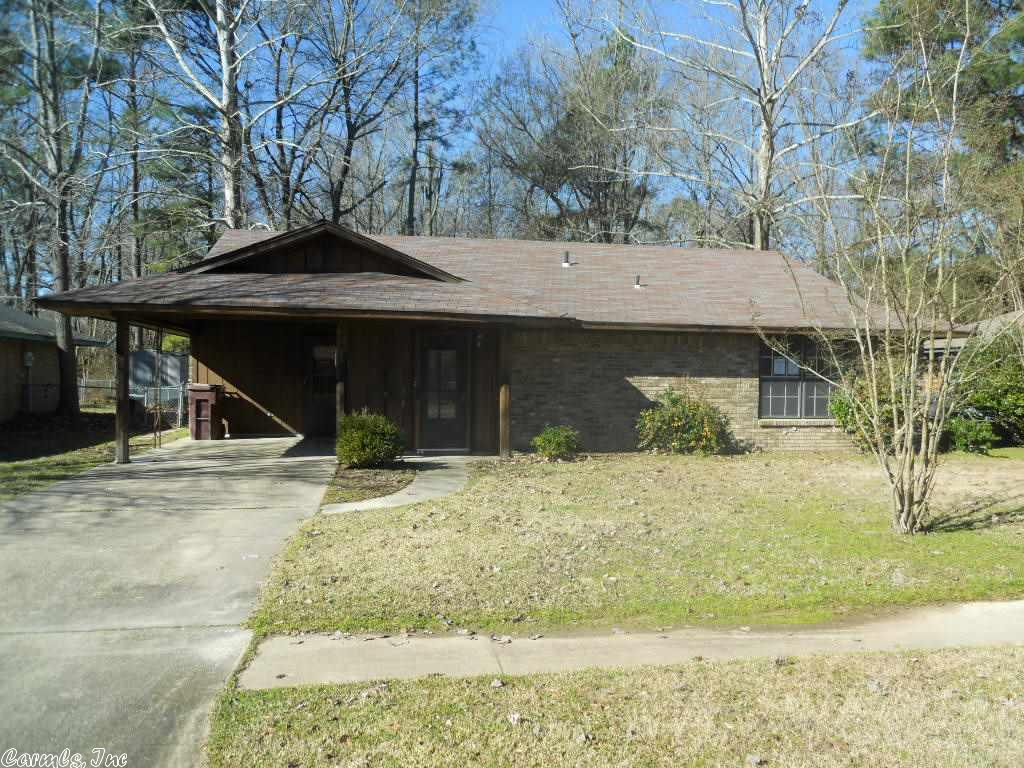 1908 Starlite Dr, Pine Bluff, AR 71603 photo 1