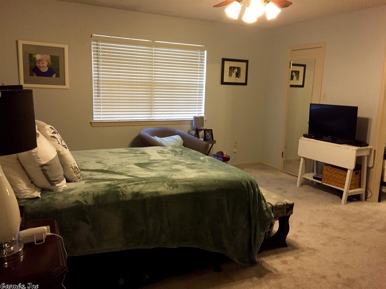7 E Hampton Dr, Conway, AR 72034 photo 8