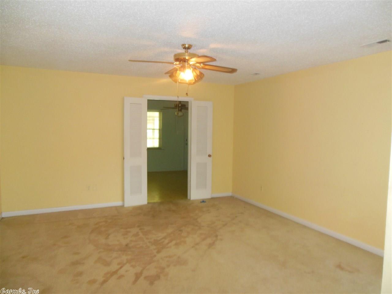 1100 S Washington St, Pine Bluff, AR 71601 photo 2