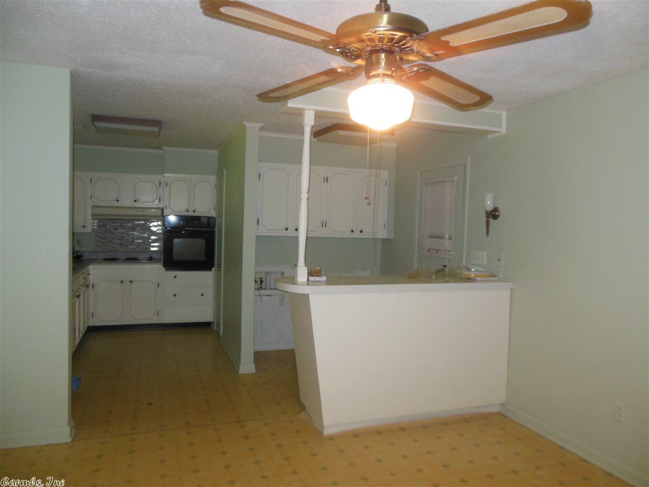 1100 S Washington St, Pine Bluff, AR 71601 photo 5