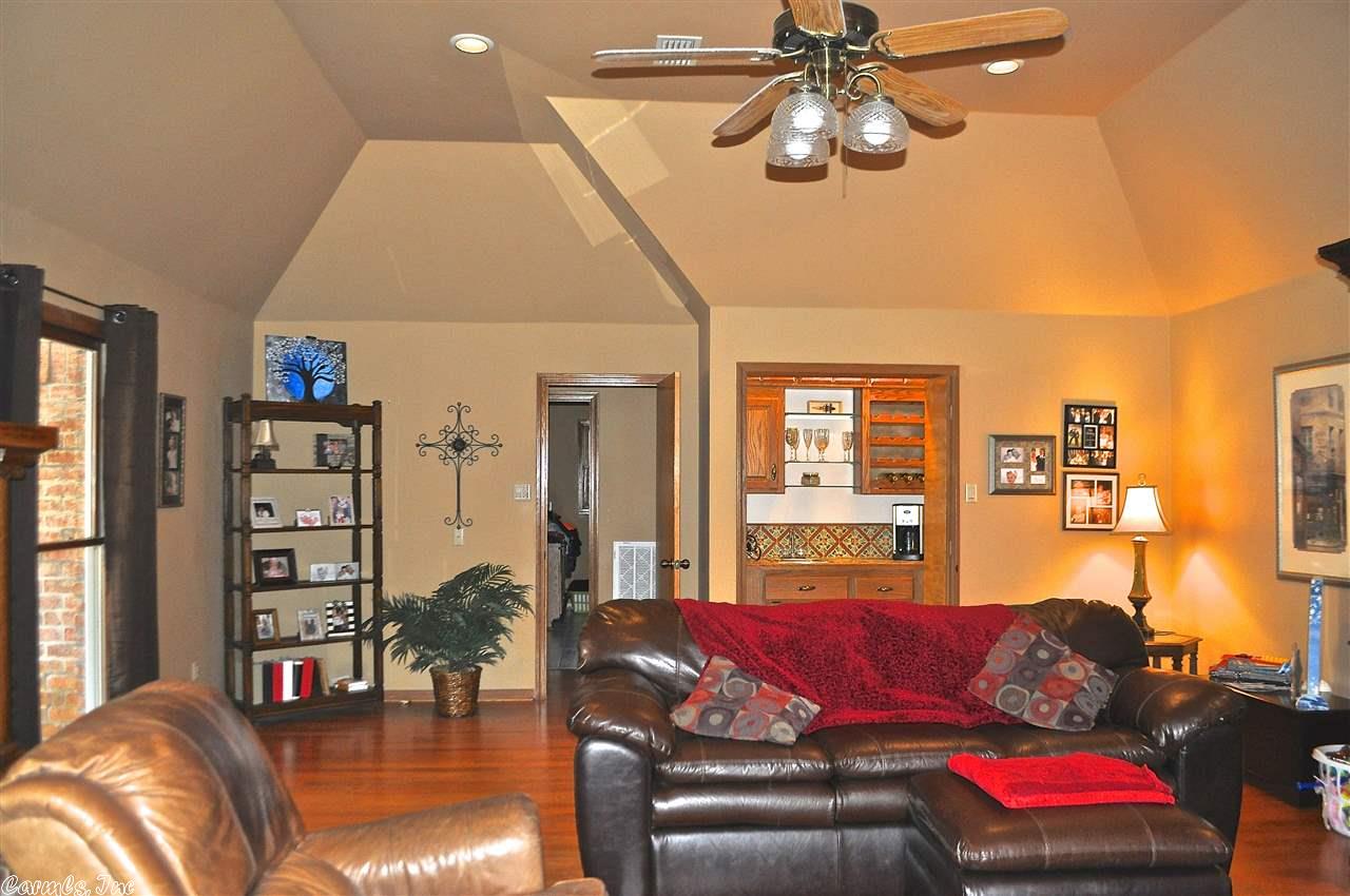1165 Cambridge Dr, Benton, AR 72019 photo 8