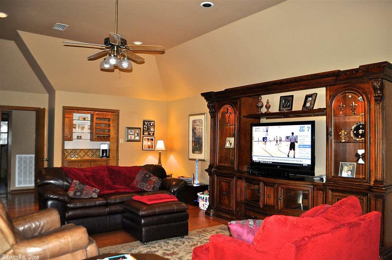 1165 Cambridge Dr, Benton, AR 72019 photo 5