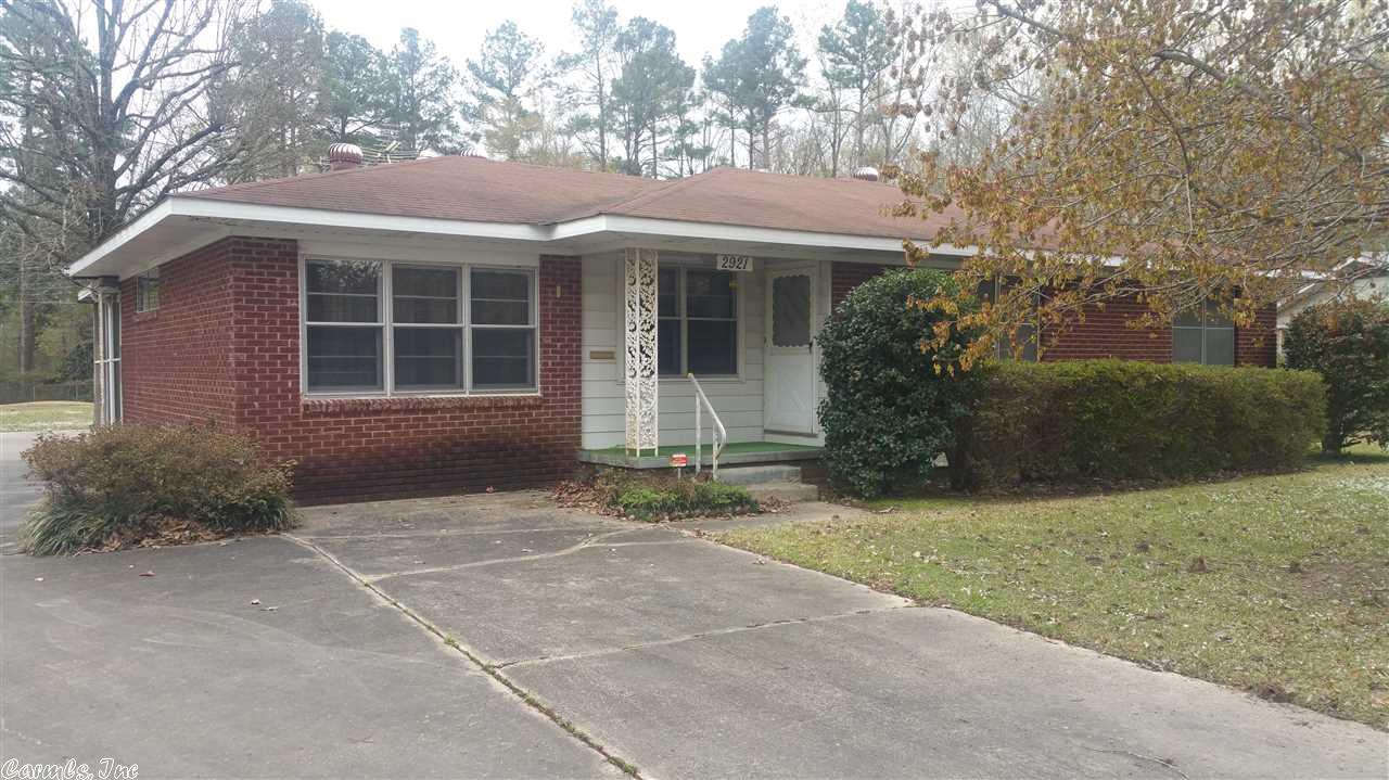 2921 Edgewood, Pine Bluff, AR 71603 photo 1