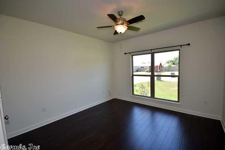 1330 Andrews Dr, Conway, AR 72032 photo 4