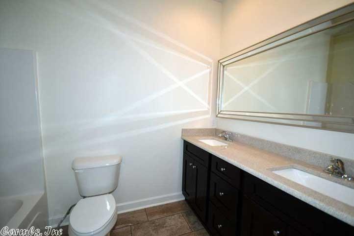 1330 Andrews Dr, Conway, AR 72032 photo 3
