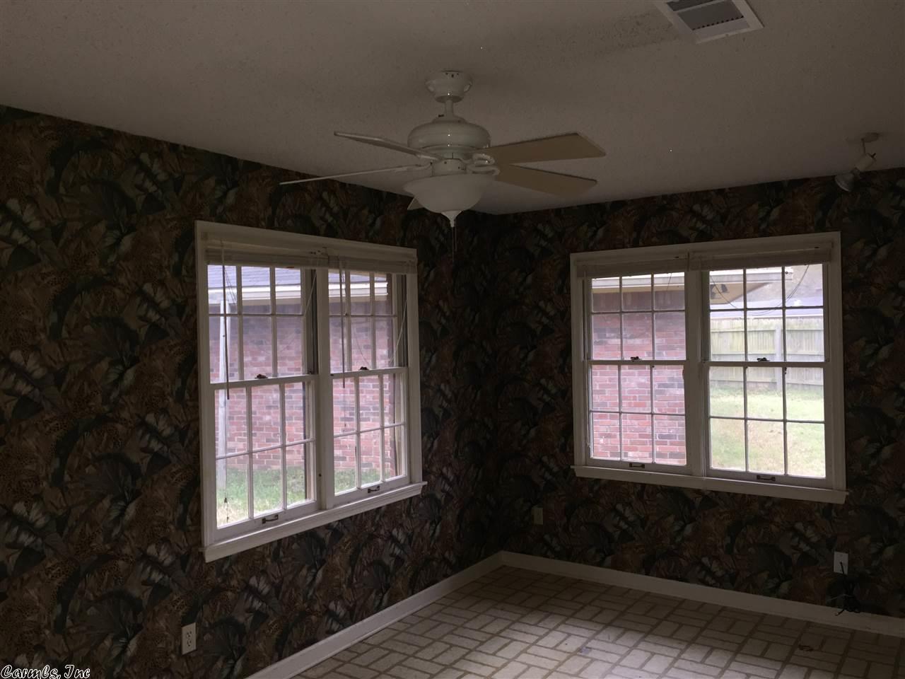5 Sutton Pl, Pine Bluff, AR 71603 photo 13