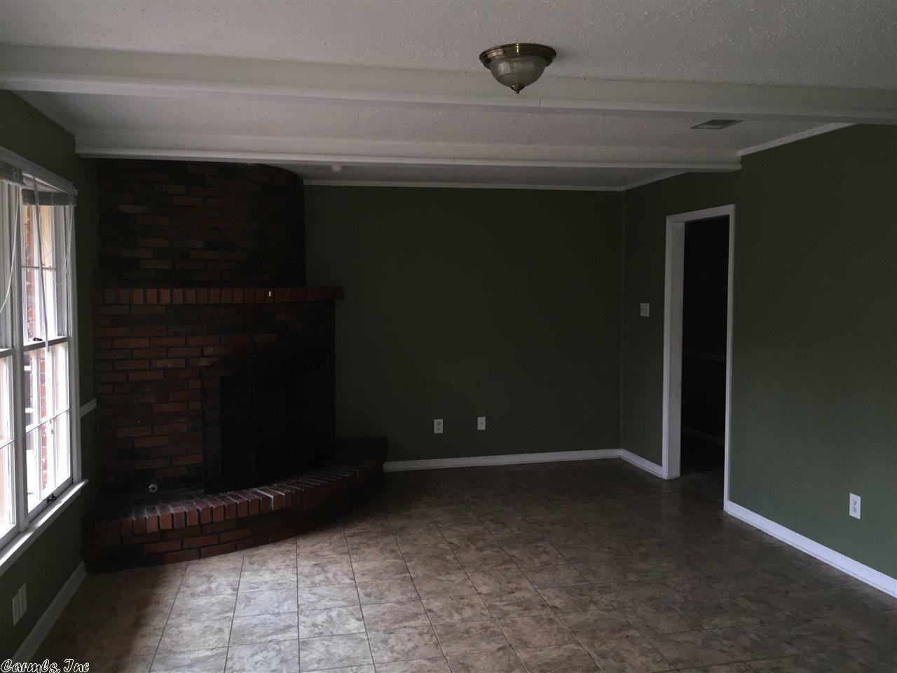 5 Sutton Pl, Pine Bluff, AR 71603 photo 7