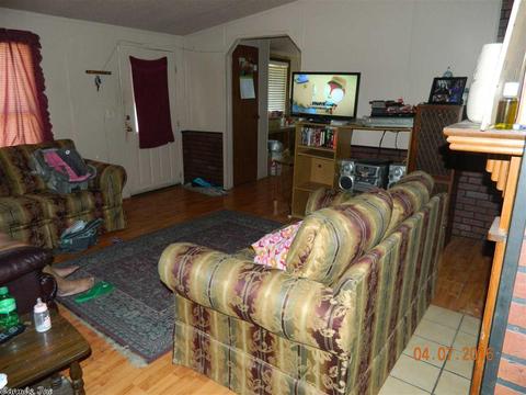 204 E Miller, Gurdon, AR 71743 photo 7