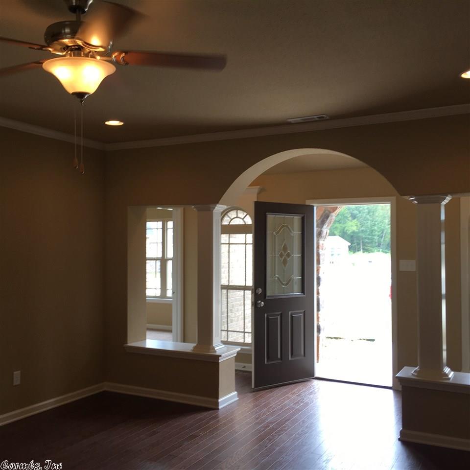 201 Crossing Pl, Bryant, AR 72022 photo 17