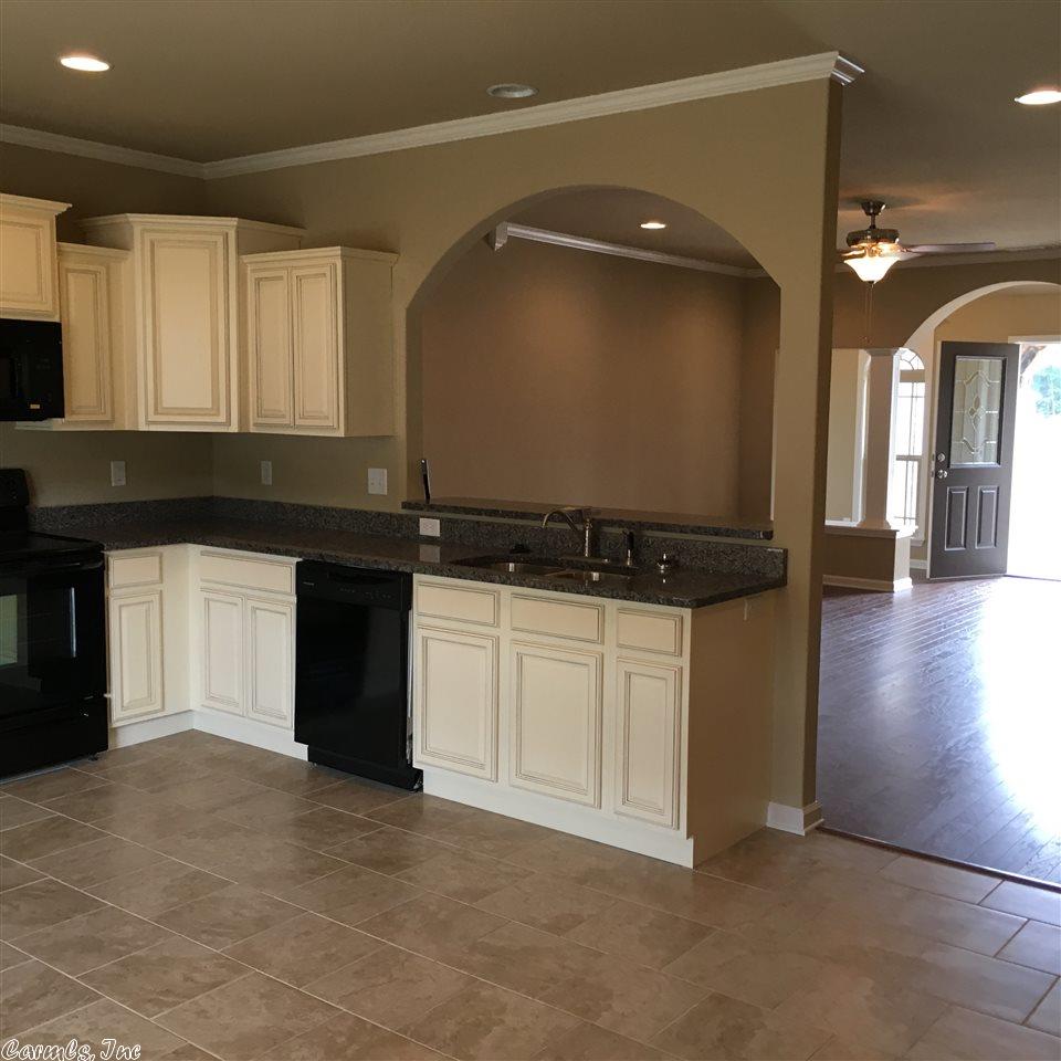 201 Crossing Pl, Bryant, AR 72022 photo 5