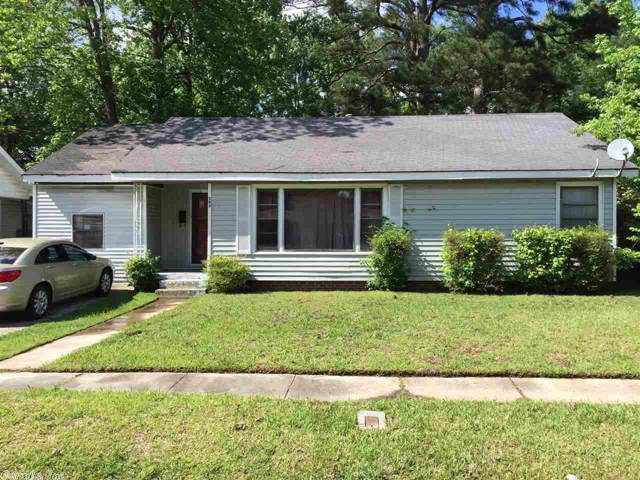 303 W 26th, Pine Bluff, AR 71603 photo 1