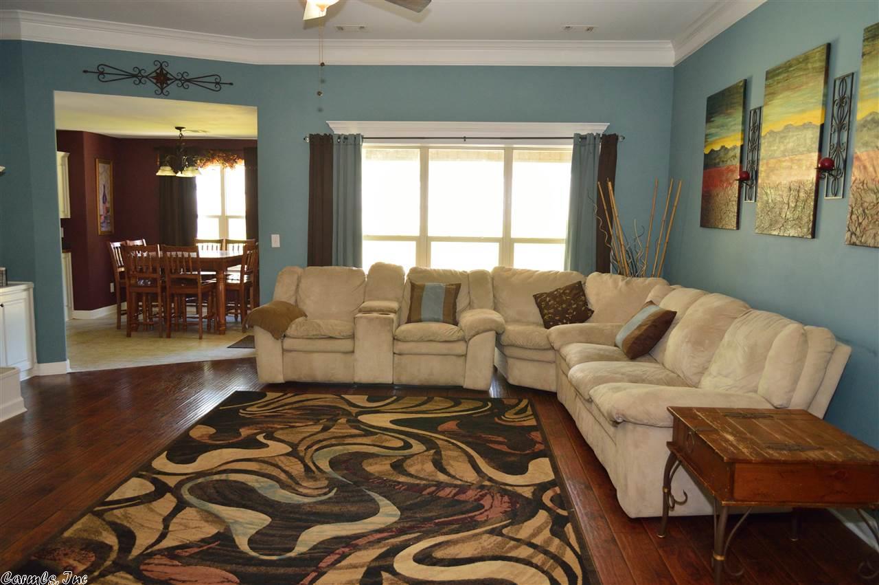 1208 Chatfield Dr, Benton, AR 72015 photo 3