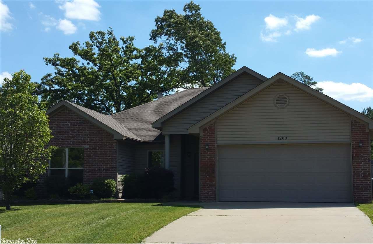 1208 Chatfield Dr, Benton, AR 72015 photo 1