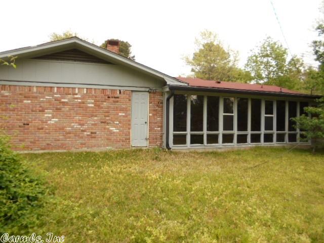 2300 N Sheraton Dr, Pine Bluff, AR 71603 photo 3