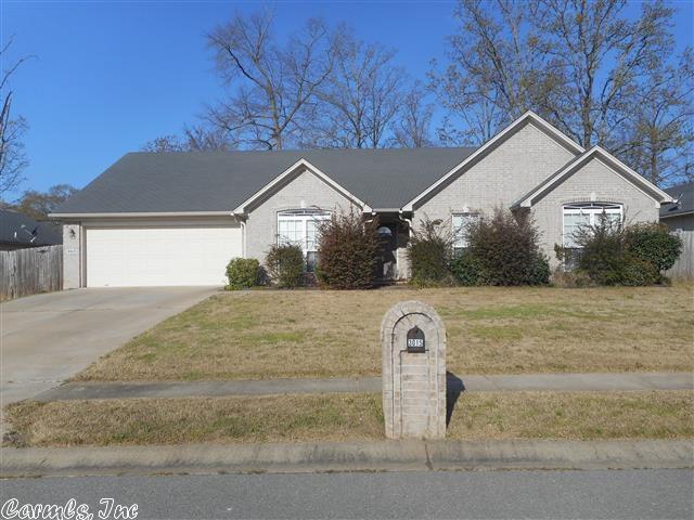 3015 Ozark Dr, Bryant, AR 72022 photo 1