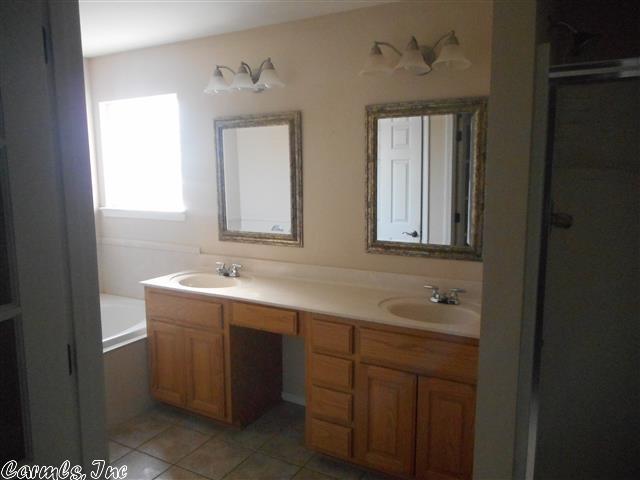 3015 Ozark Dr, Bryant, AR 72022 photo 8