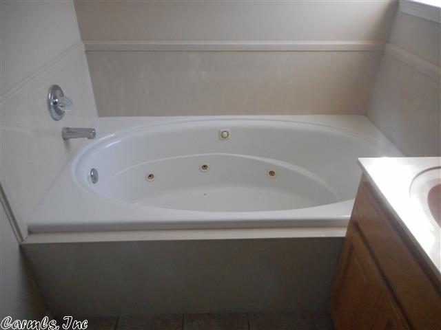 3015 Ozark Dr, Bryant, AR 72022 photo 10