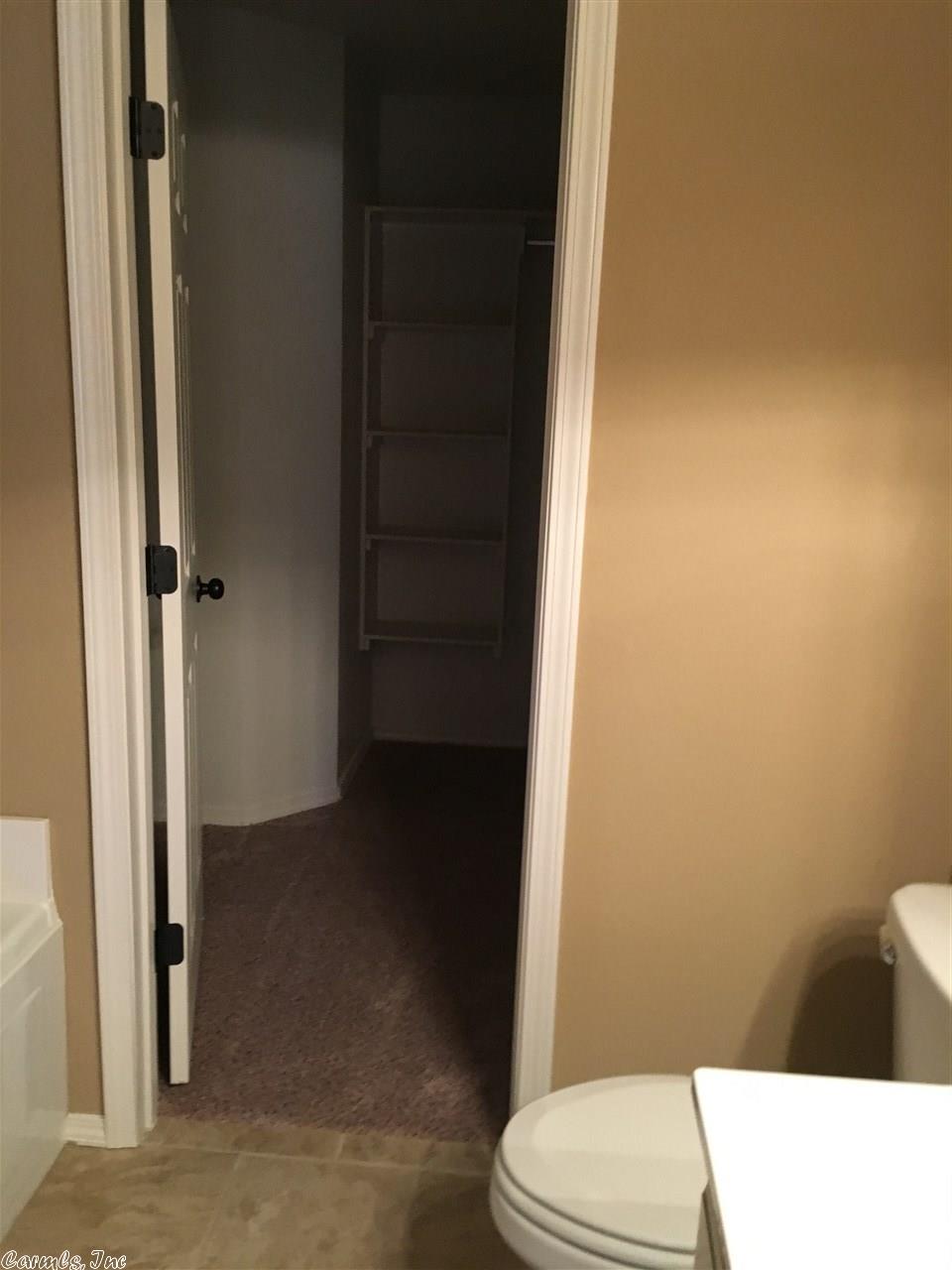 303 Crossing Ct, Bryant, AR 72022 photo 14